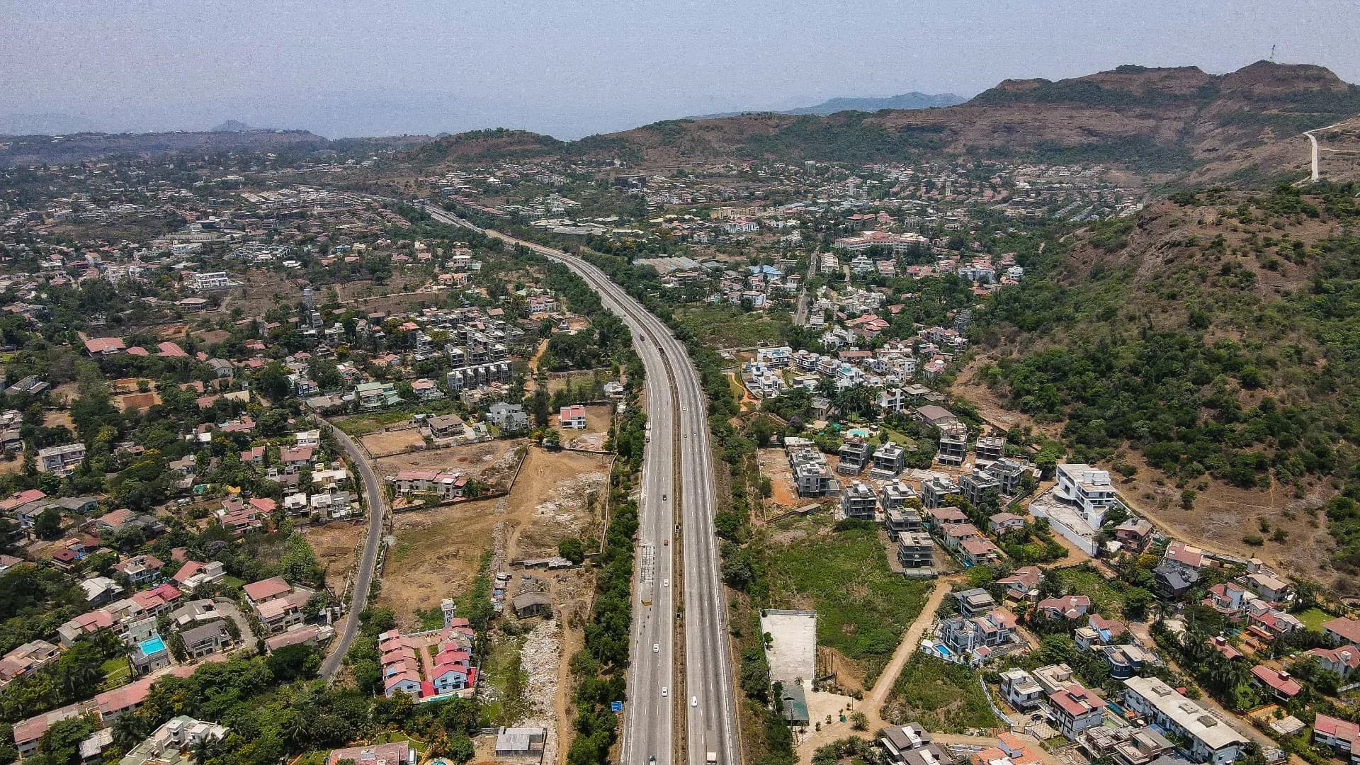 How Satellite Towns Around Abuja Offer High-Growth Plots in 2025